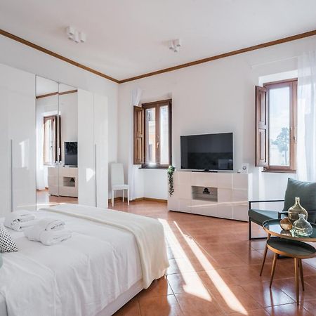 The Best Rent - Four-Room Apartment A Few Steps From The Trevi Fountain Extérieur photo