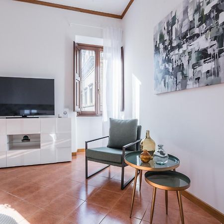 The Best Rent - Four-Room Apartment A Few Steps From The Trevi Fountain Extérieur photo